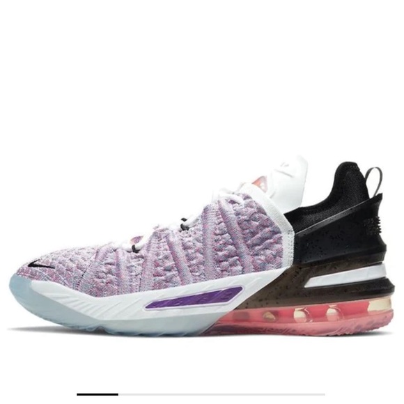 🎯NWOT Nike LeBron 18 'Graffiti' 4.5Y \ 23.5CM \ EU36.5 - Picture 2 of 13